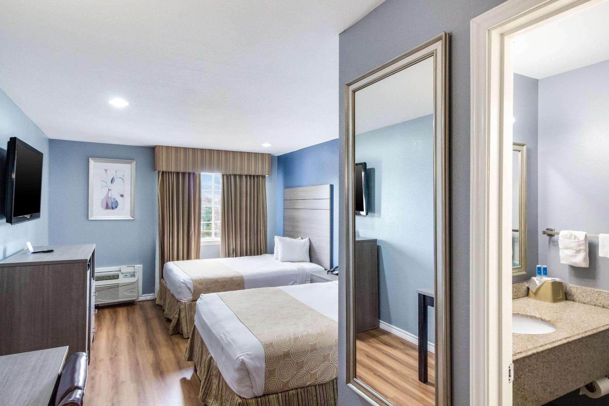 Rodeway Inn & Suites Port Arthur - Groves Bagian luar foto