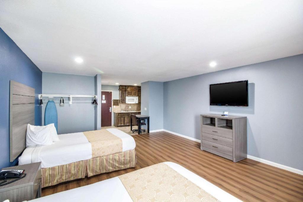 Rodeway Inn & Suites Port Arthur - Groves Bagian luar foto