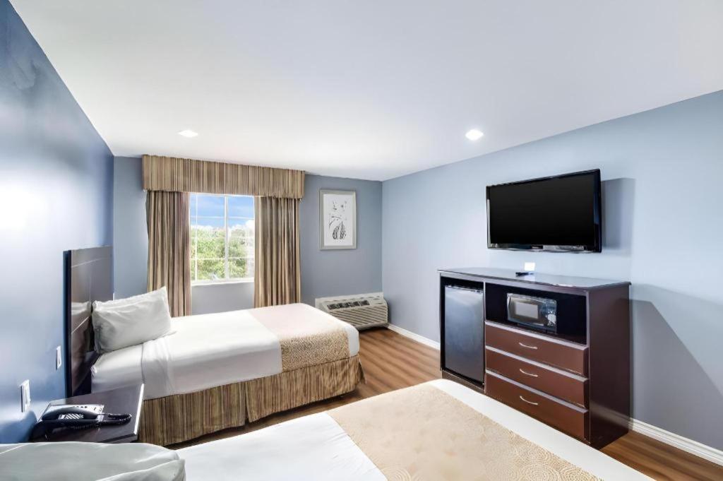 Rodeway Inn & Suites Port Arthur - Groves Bagian luar foto
