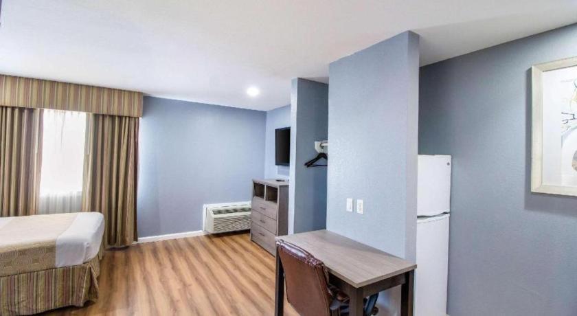 Rodeway Inn & Suites Port Arthur - Groves Bagian luar foto
