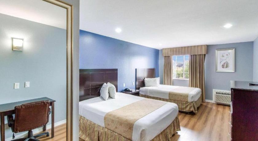 Rodeway Inn & Suites Port Arthur - Groves Bagian luar foto